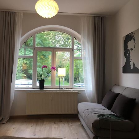 Gemuetliche Ferienwohnung Im Erdgeschoss- Jenaer Strasse Erfurt Extérieur photo
